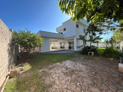 Casa à venda com 204m², 5 quartos, 4 suítes, 2 vagas no bairro Ribeirão da Ilha em Florianópolis - Foto 30