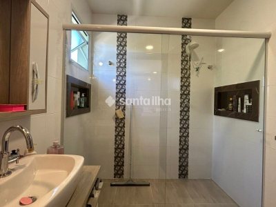 Casa à venda com 204m², 5 quartos, 4 suítes, 2 vagas no bairro Ribeirão da Ilha em Florianópolis - Foto 12
