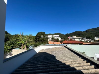 Casa à venda com 204m², 5 quartos, 4 suítes, 2 vagas no bairro Ribeirão da Ilha em Florianópolis - Foto 26