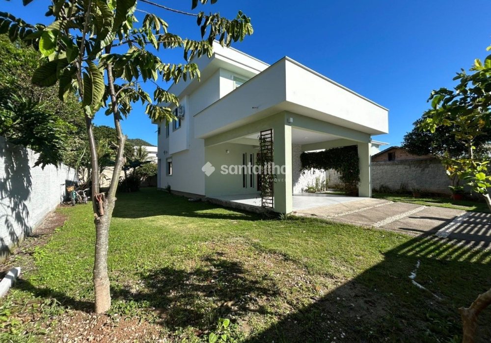 Casa à venda com 204m², 5 quartos, 4 suítes, 2 vagas no bairro Ribeirão da Ilha em Florianópolis - Foto 1