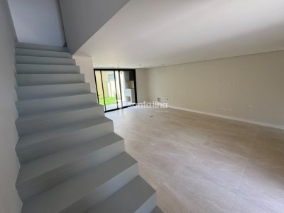 Casa à venda com 127m², 4 quartos, 1 suíte, 2 vagas no bairro Campeche em Florianópolis - Foto 20