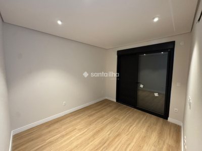Casa à venda com 127m², 4 quartos, 1 suíte, 2 vagas no bairro Campeche em Florianópolis - Foto 32