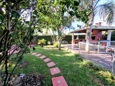 Casa para alugar ou comprar com 276m², 5 quartos, 1 suíte, 4 vagas no bairro Campeche em Florianópolis - Foto 3