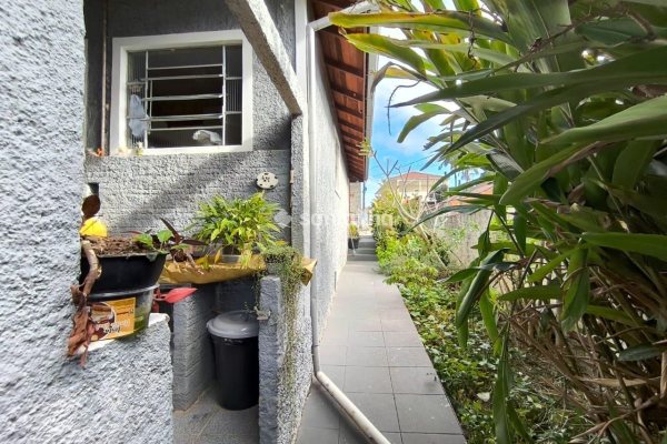 Casa à venda com 119m², 3 quartos, 2 vagas no bairro Tapera em Florianópolis