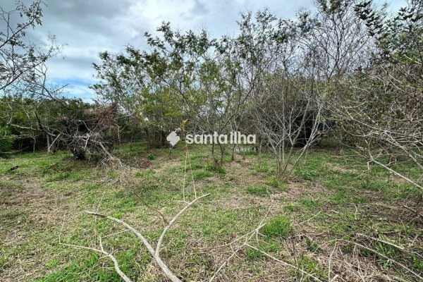 Terreno à venda com 413m² no bairro Açores em Florianópolis