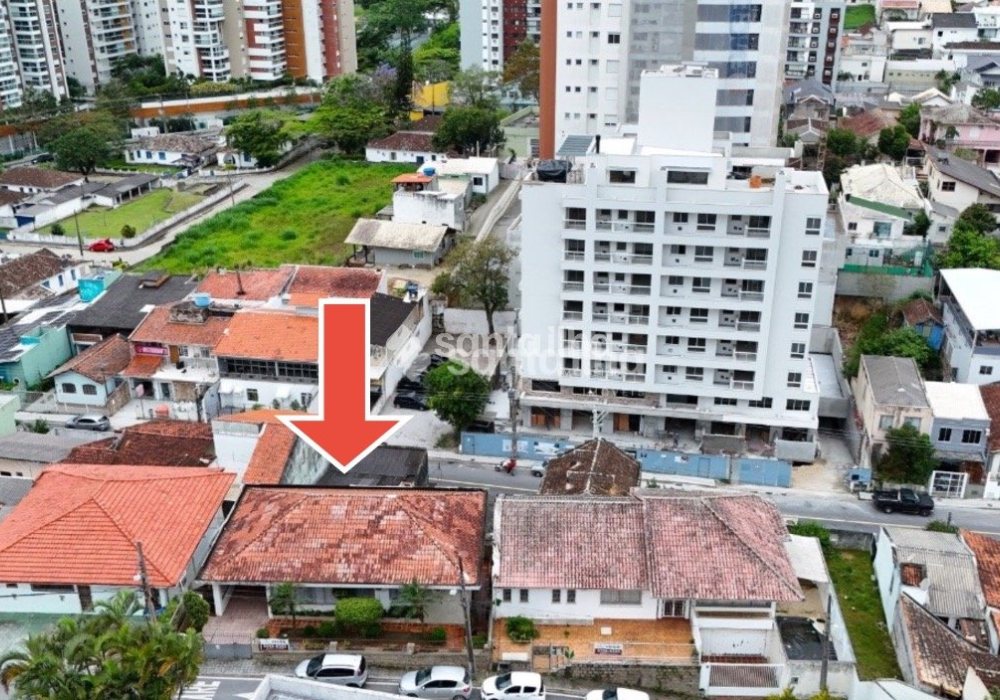 Terreno à venda com 255m² no bairro Agronômica em Florianópolis - Foto 1