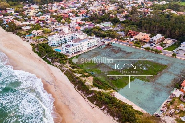 Cobertura à venda com 93m², 2 quartos, 1 suíte, 2 vagas no bairro Morro das Pedras em Florianópolis