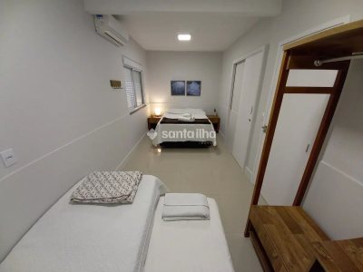 Casa à venda com 140m², 3 quartos, 3 suítes, 3 vagas no bairro Campeche em Florianópolis - Foto 24