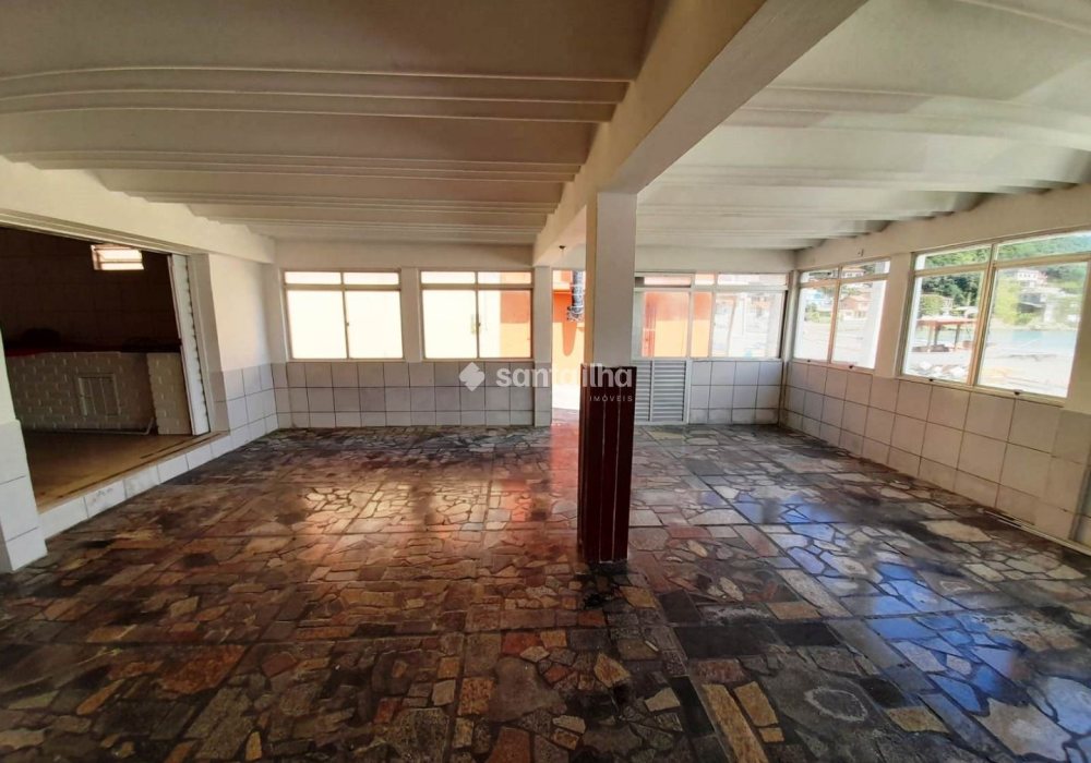 Casa à venda com 160m², 1 quarto, 4 vagas no bairro Pântano do Sul em Florianópolis - Foto 1