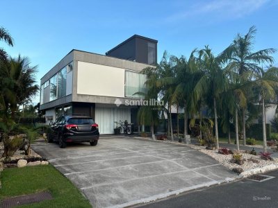 Casa em Condomínio à venda com 202m², 3 quartos, 3 suítes, 4 vagas no bairro Campeche em Florianópolis - Foto 2