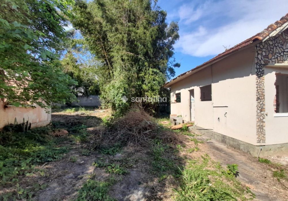 Terreno à venda com 1.084m², 1 vaga no bairro Campeche em Florianópolis - Foto 1