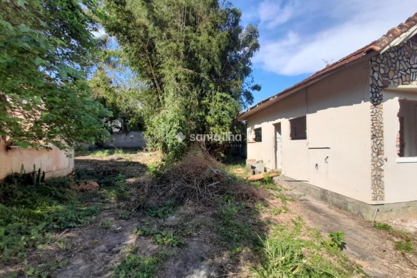 Terreno à venda com 1.084m², 1 vaga no bairro Campeche em Florianópolis