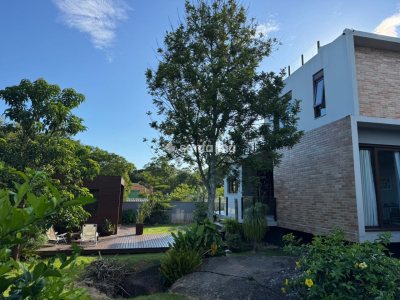 Casa à venda com 268m², 3 quartos, 2 suítes, 4 vagas no bairro Campeche em Florianópolis - Foto 22