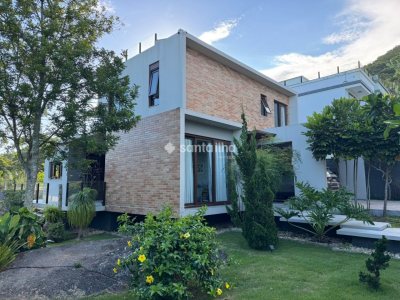 Casa à venda com 268m², 3 quartos, 2 suítes, 4 vagas no bairro Campeche em Florianópolis - Foto 4