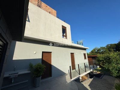 Casa à venda com 268m², 3 quartos, 2 suítes, 4 vagas no bairro Campeche em Florianópolis - Foto 14