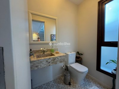 Casa à venda com 268m², 3 quartos, 2 suítes, 4 vagas no bairro Campeche em Florianópolis - Foto 32