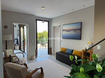 Casa à venda com 268m², 3 quartos, 2 suítes, 4 vagas no bairro Campeche em Florianópolis - Foto 33