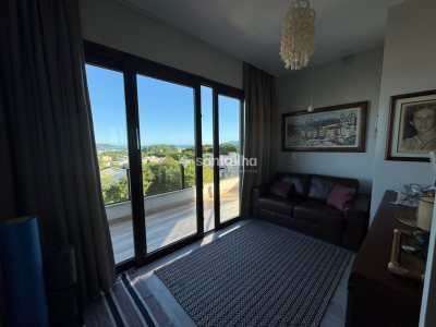 Casa à venda com 268m², 3 quartos, 2 suítes, 4 vagas no bairro Campeche em Florianópolis - Foto 50