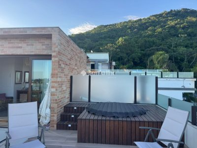 Casa à venda com 268m², 3 quartos, 2 suítes, 4 vagas no bairro Campeche em Florianópolis - Foto 52