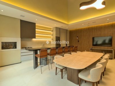 Apartamento à venda com 122m², 3 quartos, 3 suítes, 2 vagas no bairro Centro em Florianópolis - Foto 18