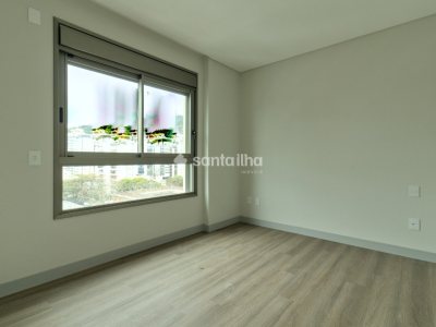 Apartamento à venda com 122m², 3 quartos, 3 suítes, 2 vagas no bairro Centro em Florianópolis - Foto 11