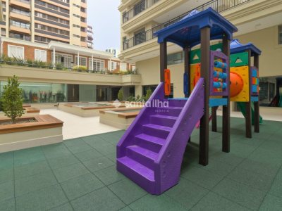 Apartamento à venda com 122m², 3 quartos, 3 suítes, 2 vagas no bairro Centro em Florianópolis - Foto 20