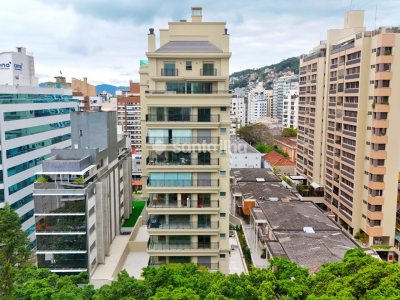 Apartamento à venda com 122m², 3 quartos, 3 suítes, 2 vagas no bairro Centro em Florianópolis - Foto 22