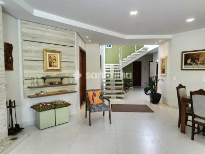 Casa à venda com 352m², 4 quartos, 4 suítes, 2 vagas no bairro Armação em Florianopolis - Foto 16