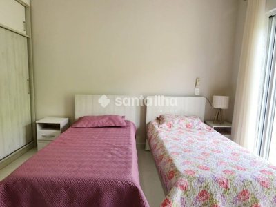 Casa à venda com 352m², 4 quartos, 4 suítes, 2 vagas no bairro Armação em Florianopolis - Foto 25