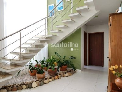 Casa à venda com 352m², 4 quartos, 4 suítes, 2 vagas no bairro Armação em Florianopolis - Foto 21
