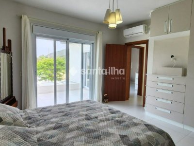 Casa à venda com 352m², 4 quartos, 4 suítes, 2 vagas no bairro Armação em Florianopolis - Foto 29