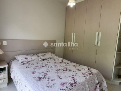 Casa à venda com 352m², 4 quartos, 4 suítes, 2 vagas no bairro Armação em Florianopolis - Foto 35