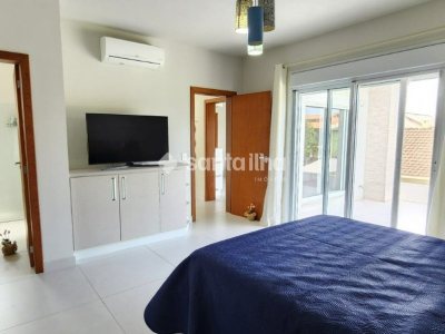 Casa à venda com 352m², 4 quartos, 4 suítes, 2 vagas no bairro Armação em Florianopolis - Foto 42