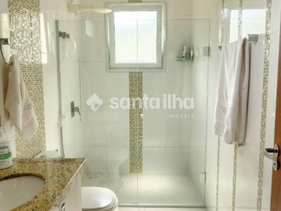 Casa à venda com 352m², 4 quartos, 4 suítes, 2 vagas no bairro Armação em Florianopolis - Foto 43
