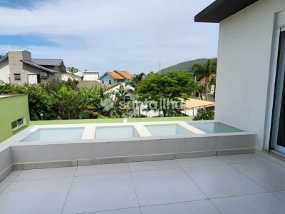 Casa à venda com 352m², 4 quartos, 4 suítes, 2 vagas no bairro Armação em Florianopolis - Foto 48