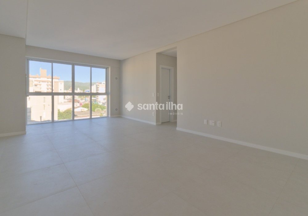 Apartamento à venda com 68m², 2 quartos, 1 suíte, 1 vaga no bairro Trindade em Florianópolis - Foto 1