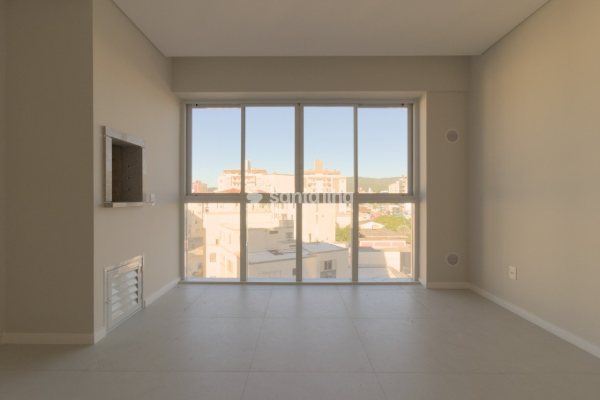Apartamento à venda com 68m², 2 quartos, 1 suíte, 1 vaga no bairro Trindade em Florianópolis