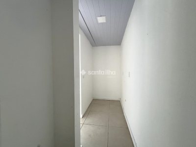 Loja para alugar com 47m², 2 vagas no bairro Ribeirão da Ilha em Florianópolis - Foto 10