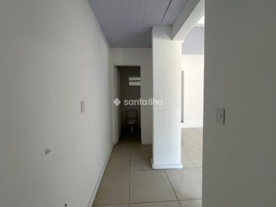 Loja para alugar com 47m², 2 vagas no bairro Ribeirão da Ilha em Florianópolis - Foto 11