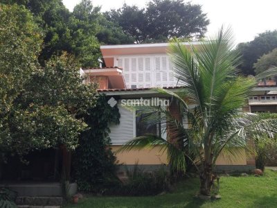 Casa à venda com 172m², 4 quartos, 2 suítes, 5 vagas no bairro Lagoa da Conceição em Florianópolis - Foto 4