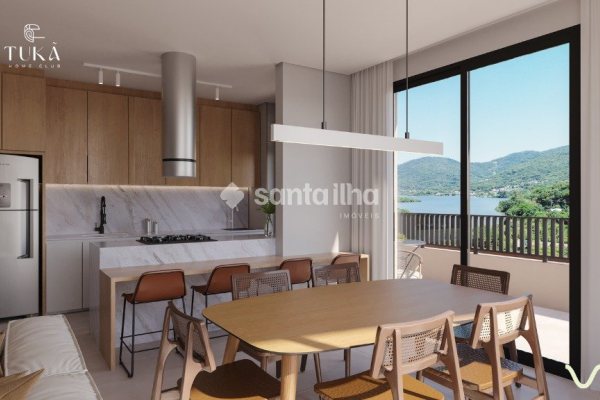 Cobertura à venda com 164m², 3 quartos, 3 suítes, 2 vagas no bairro Lagoa da Conceição em Florianópolis