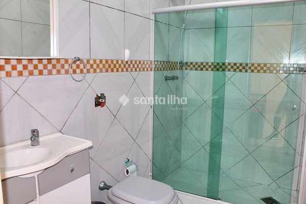 Casa à venda com 145m², 2 quartos, 1 suíte, 2 vagas no bairro Pântano do Sul em Florianópolis
