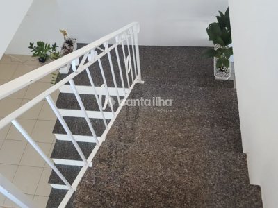 Casa à venda com 123m², 2 quartos, 2 suítes, 2 vagas no bairro Campeche em Florianópolis - Foto 13