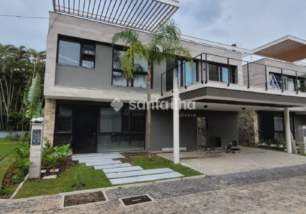 Casa em Condomínio à venda com 341m², 4 quartos, 4 suítes, 2 vagas no bairro Lagoa da Conceição em Florianópolis - Foto 1