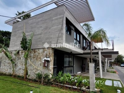 Casa em Condomínio à venda com 341m², 4 quartos, 4 suítes, 2 vagas no bairro Lagoa da Conceição em Florianópolis - Foto 6
