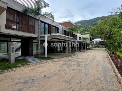 Casa em Condomínio à venda com 341m², 4 quartos, 4 suítes, 2 vagas no bairro Lagoa da Conceição em Florianópolis - Foto 5