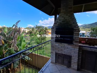 Casa à venda com 430m², 4 quartos, 1 suíte, 4 vagas no bairro Lagoa da Conceição em Florianópolis - Foto 12