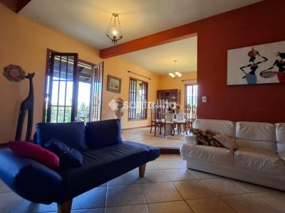 Casa à venda com 430m², 4 quartos, 1 suíte, 4 vagas no bairro Lagoa da Conceição em Florianópolis - Foto 6