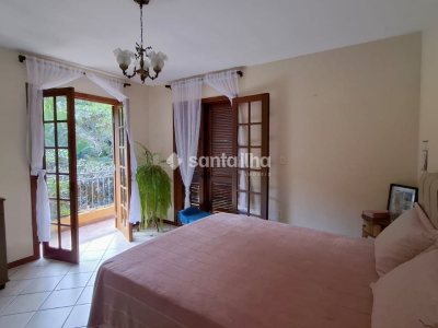 Casa à venda com 430m², 4 quartos, 1 suíte, 4 vagas no bairro Lagoa da Conceição em Florianópolis - Foto 13