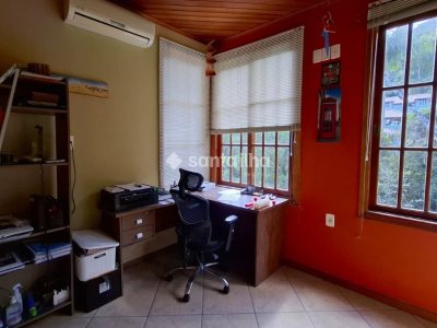 Casa à venda com 430m², 4 quartos, 1 suíte, 4 vagas no bairro Lagoa da Conceição em Florianópolis - Foto 14